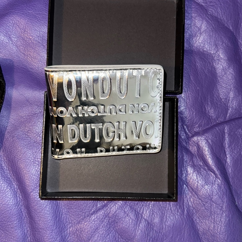Von Dutch Wallet, Silver Mirror, NIB,